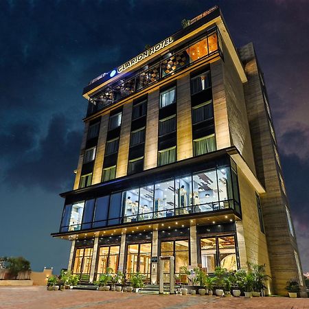 Hotel Clarks Collection Epicure Dehradun Exterior foto