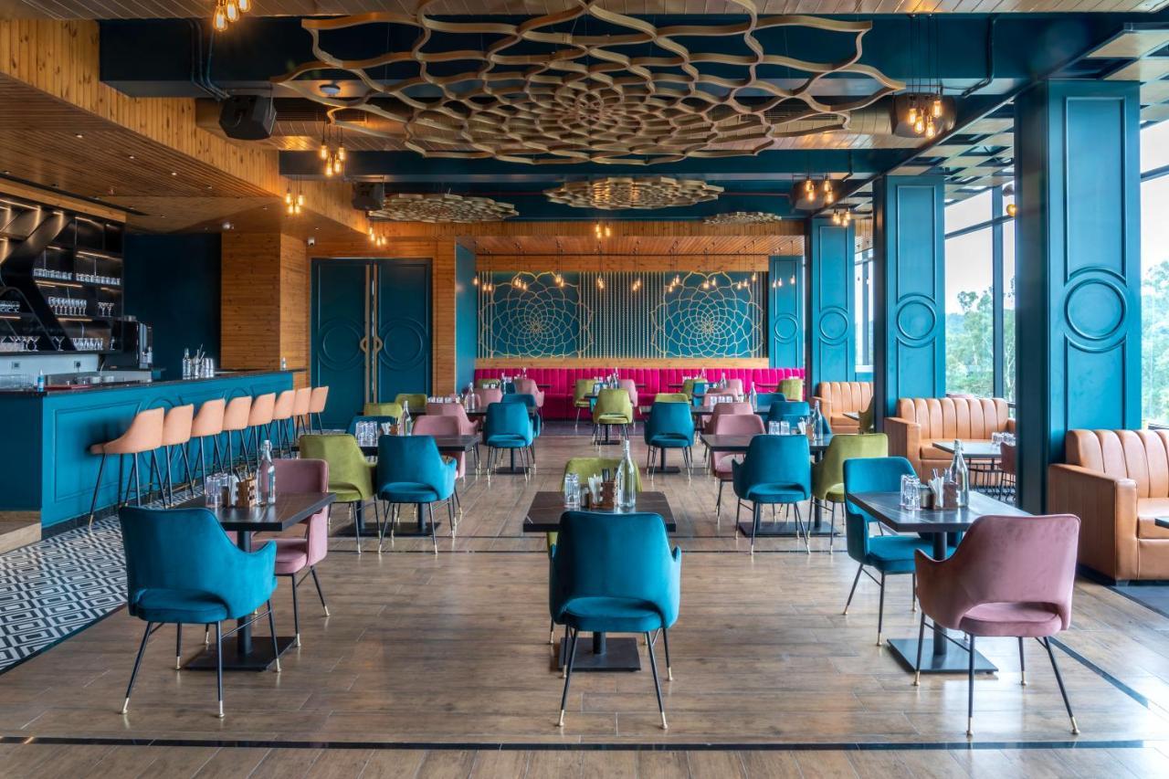 Hotel Clarks Collection Epicure Dehradun Exterior foto