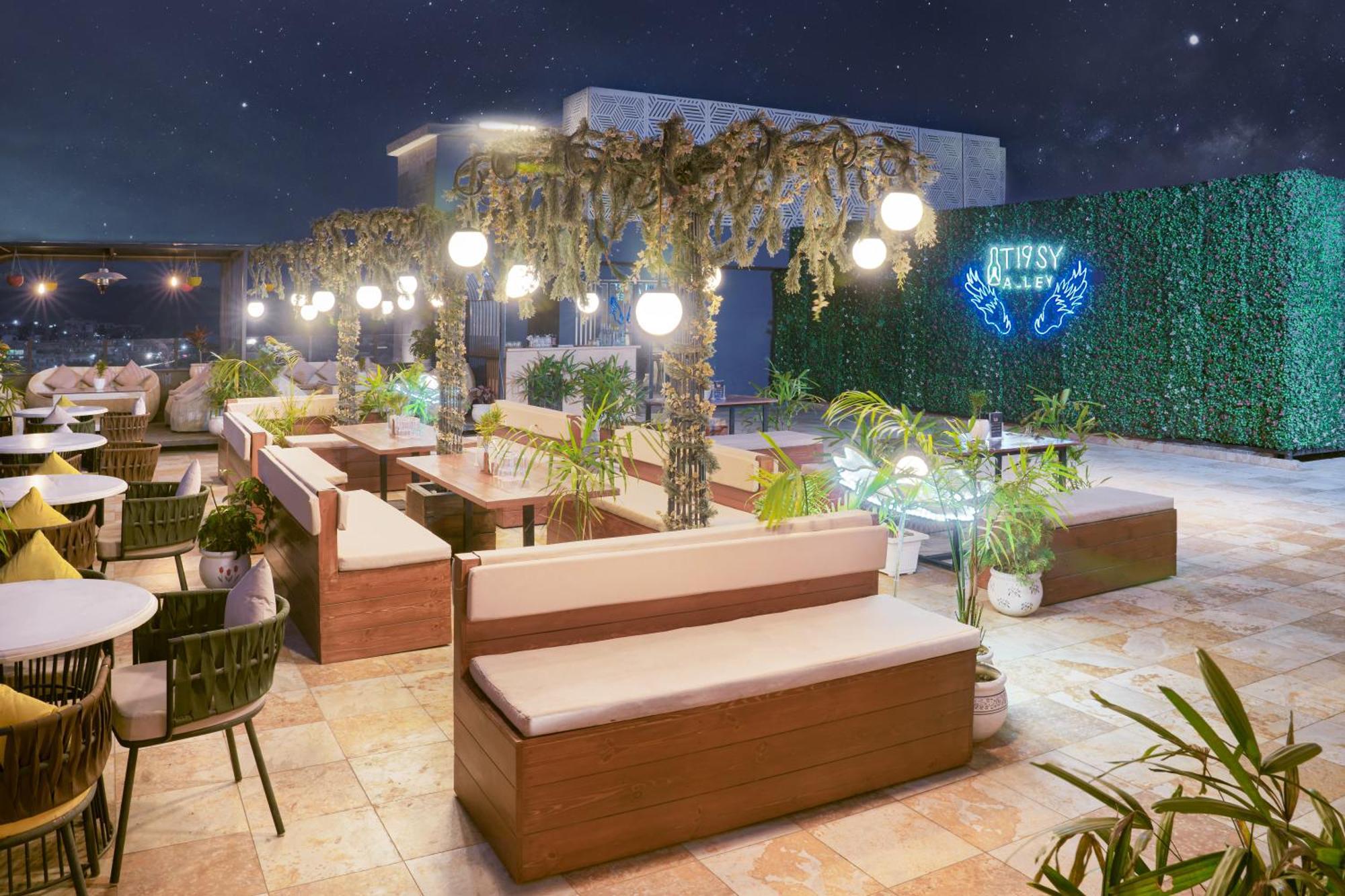 Hotel Clarks Collection Epicure Dehradun Exterior foto