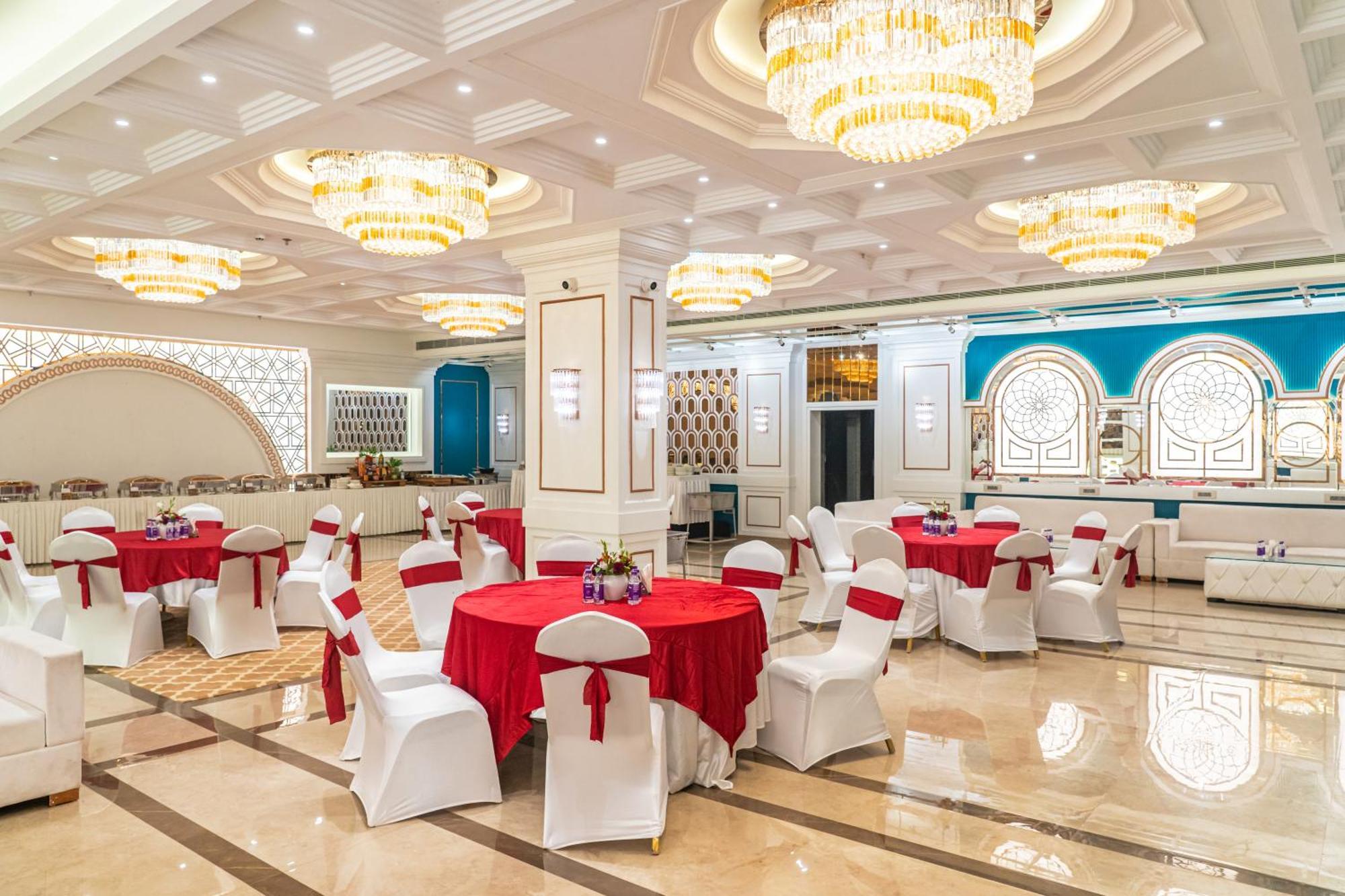 Hotel Clarks Collection Epicure Dehradun Exterior foto